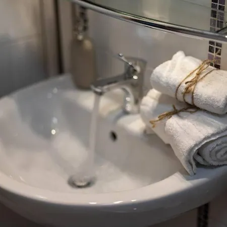 Dafne Warm Studioapartment * Roma